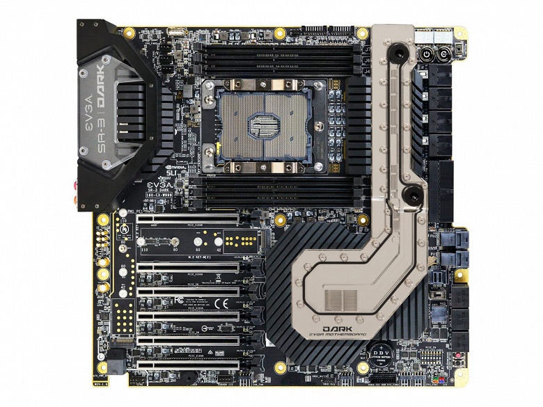 Стали известны подробности о плате EVGA SR-3 Dark с процессорным гнездом LGA 3647