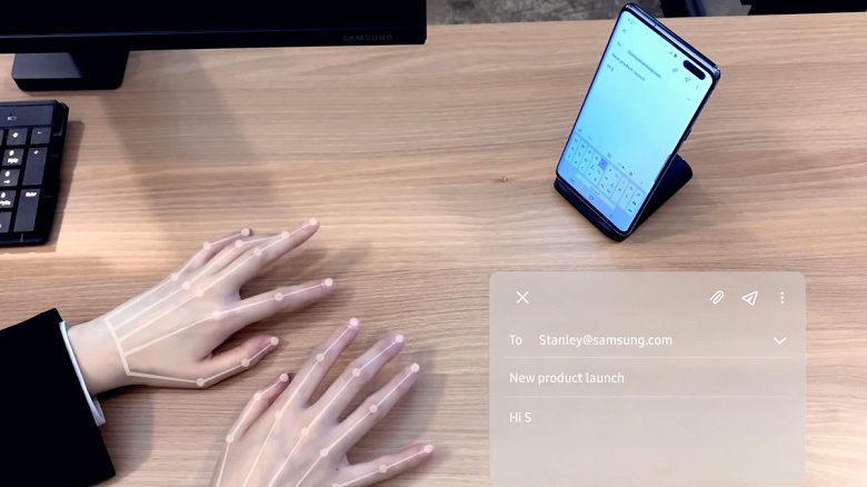 Видео дня: как работает невидимая клавиатура Samsung SelfieType