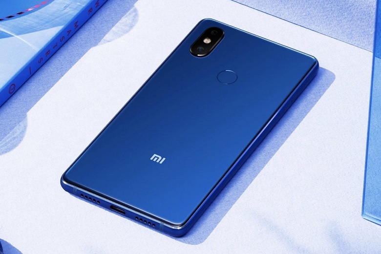 Xiaomi Mi 8 SE получил MIUI 11 на базе Android 10