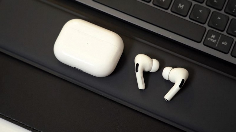 Apple случайно сломала наушники AirPods Pro у пользователей