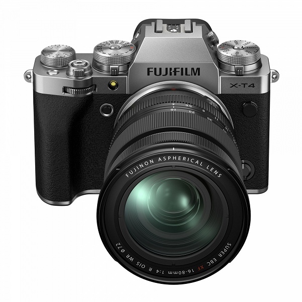 Во внешнем виде камеры Fujifilm X-T4 не осталось секретов