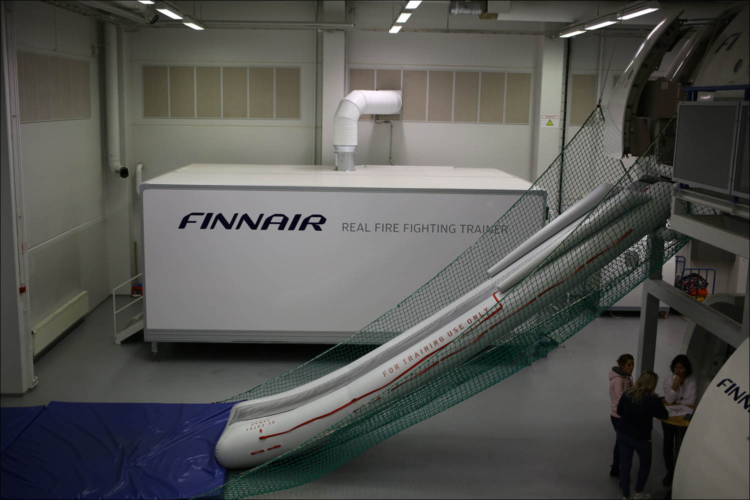 Финские авиалинии Finnair: как тренируется экипаж и немного про внутренности кухни - 9