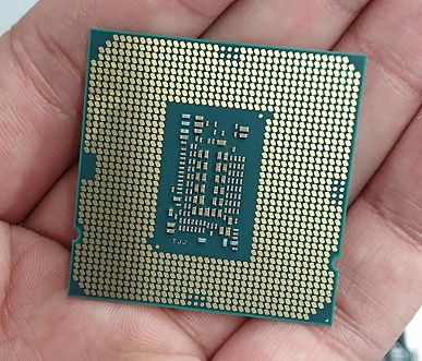 Появились фотографии и технические данные процессора Intel Core i5-10400