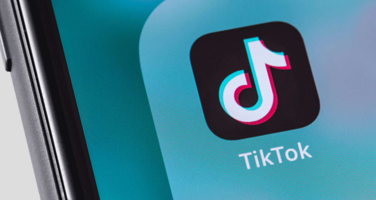 Модераторы TikTok ограничивают видео толстых, бедных и пожилых пользователей