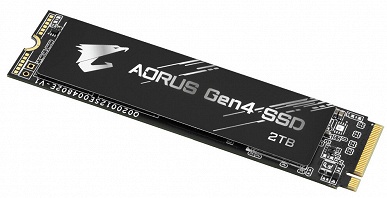 Твердотельные накопители Gigabyte Aorus Gen4 предложены объемом 500 ГБ, 1 ТБ и 2 ТБ