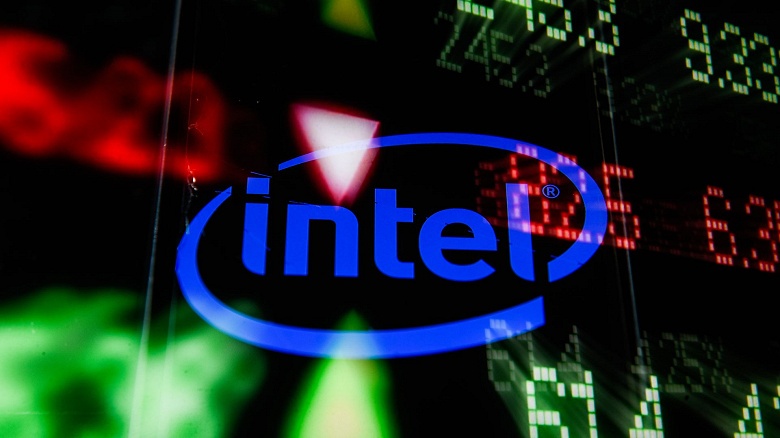 Акции Intel упали в цене после появления слухов о намерении Microsoft перейти на собственные серверные процессоры