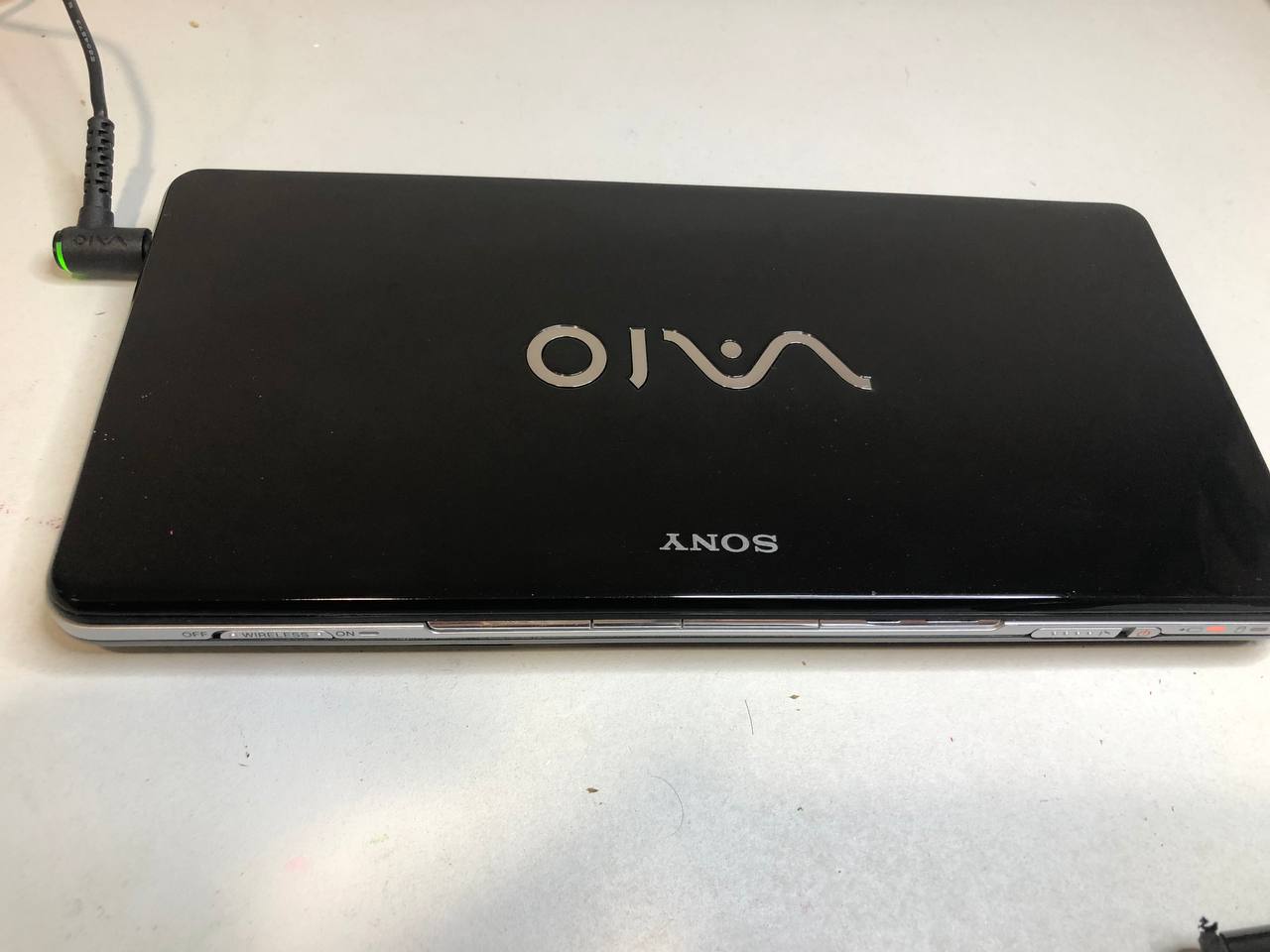 Ультрабук Sony Vaio VGN-P11ZR из 2009 года: шик, блеск, красота. Впечатляет и сегодня - 3