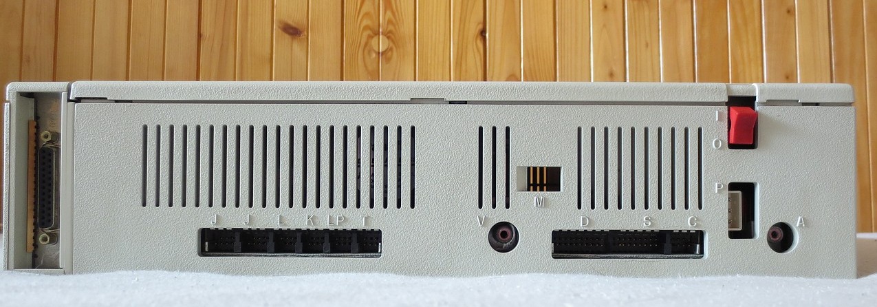 Разбираем особенности IBM 4860 PCjr - 5