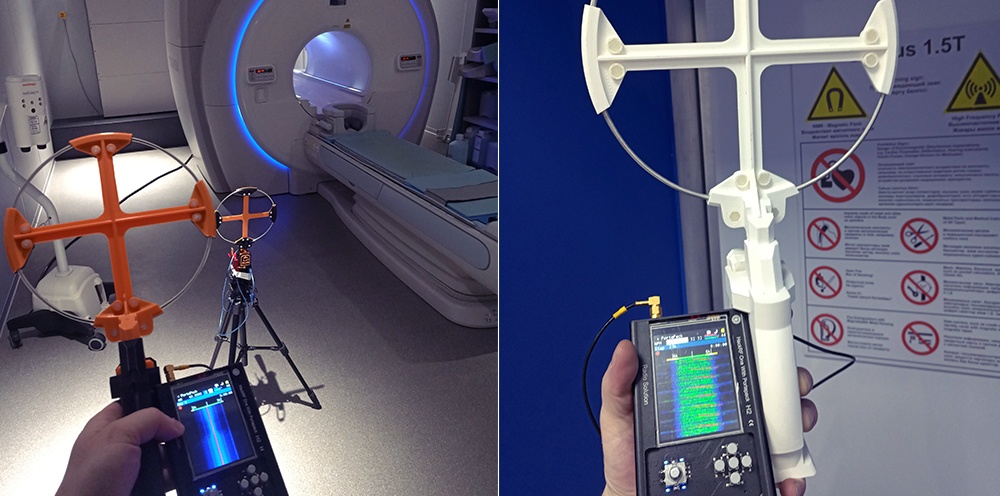 Слева изображена проверка клетки стандартным методом: антенна на штативе подключена к генератору (miniVNA), антенна в руке подключена к HackRF. Далее дверь закрывается и наглядно будет видно затухание сигнала на экранчике. Справа вариант использования только одной антенны. Мощные сигналы МРТ хорошо проникают через неисправный уплотнитель двери и это прекрасно видно снаружи. 