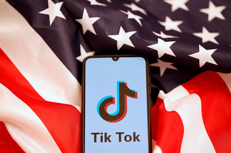 Нижней палате Конгресса США запретили пользоваться TikTok. Но это касается лишь рабочих смартфонов