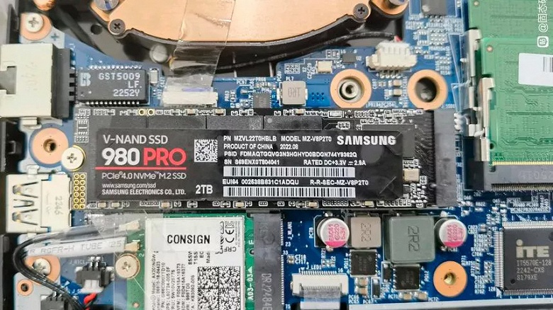 В Китае начали подделывать популярные накопители Samsung 980 Pro. Даже фирменное ПО Samsung Magician принимает их за своих