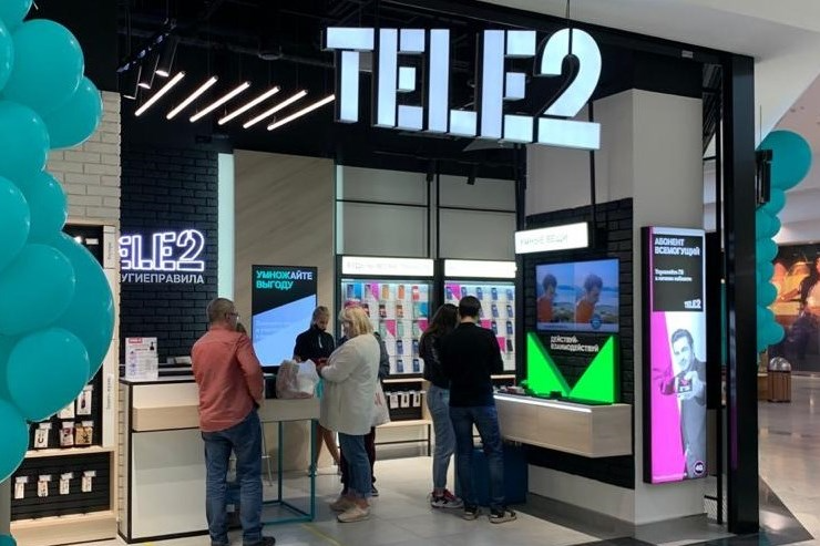 Tele2 закрывает сотни магазинов в России