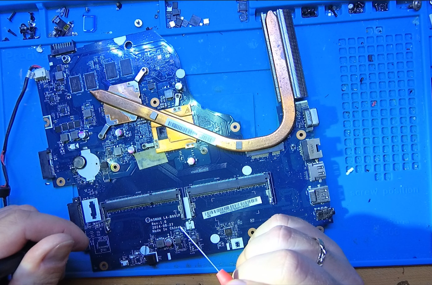 Неудачный ремонт ноутбука Acer V3-572: диагностируем неисправность с помощью тока и тепловизора - 7