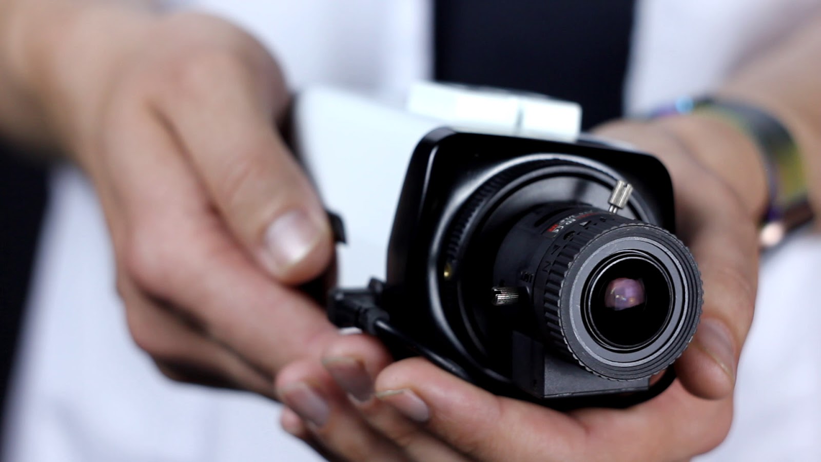 Box-камера со сменным объективом с DC-iris