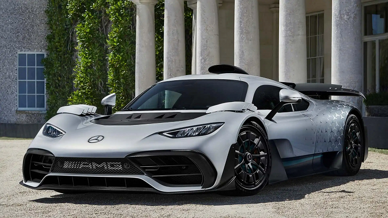 Гиперкар с мотором «Формулы-1» Mercedes-AMG One автоматически перестаёт заводиться, если машину глушат преждевременно