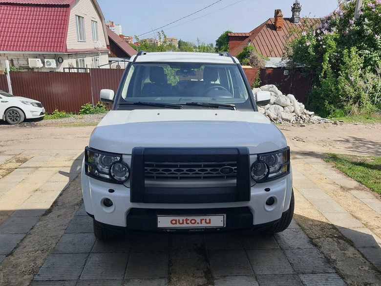 Land Rover Discovery, простоявший 11 лет в гараже, продают в России. За него просят как за новый Hyundai Santa Fe