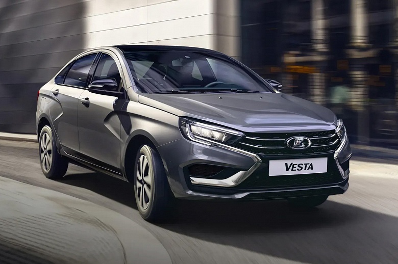 У Lada Vesta трескается лобовое стекло — объявлена сервисная кампания