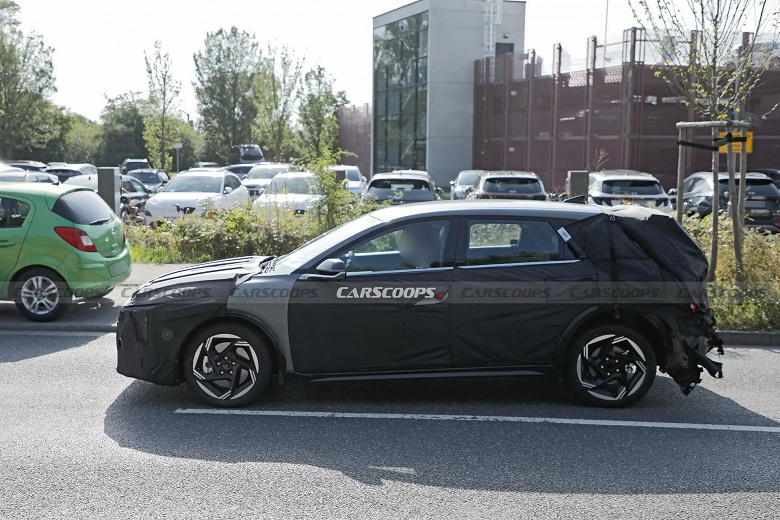 Прототип нового Kia Ceed попал в аварию во время тестов, но все равно смог передвигаться самостоятельно