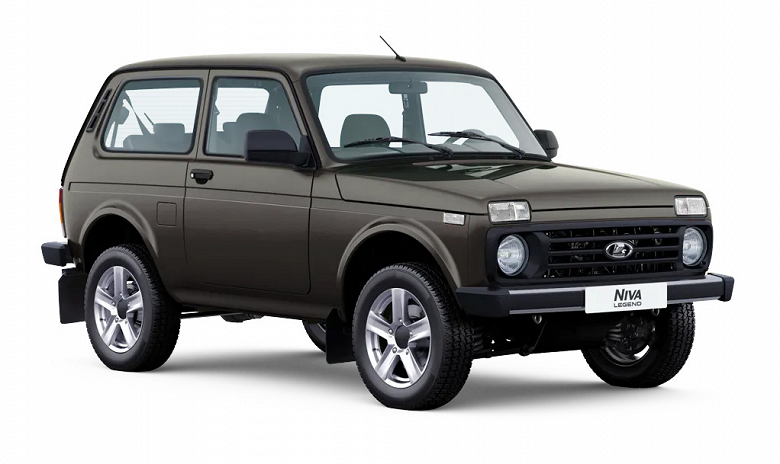 Lada Niva Legend получила новый свет и новый цвет. Доплата за светодиодные ДХО составляет 7000 рублей