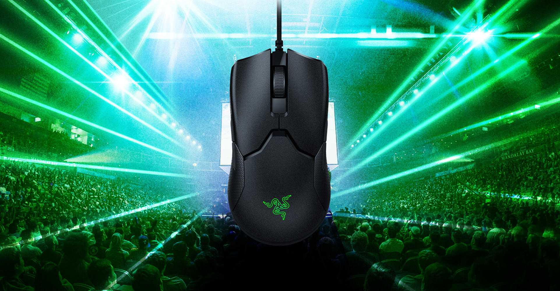 A Razer Viper mouse with 8k polling rate