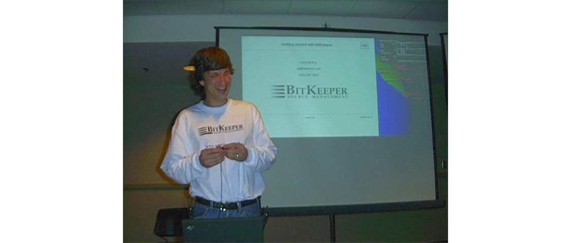 Ларри МакВой, Linux Expo, 1999