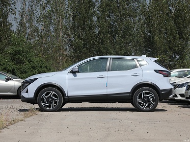 Представлен Nissan Qashqai Honor Edition: хорошее оснащение, 2,0-литровый мотор и вариатор — всего 14 тыс. долларов