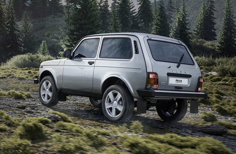 АвтоВАЗ обновит Lada Niva Legend, Niva Travel и Largus: машины получат новые комплектации