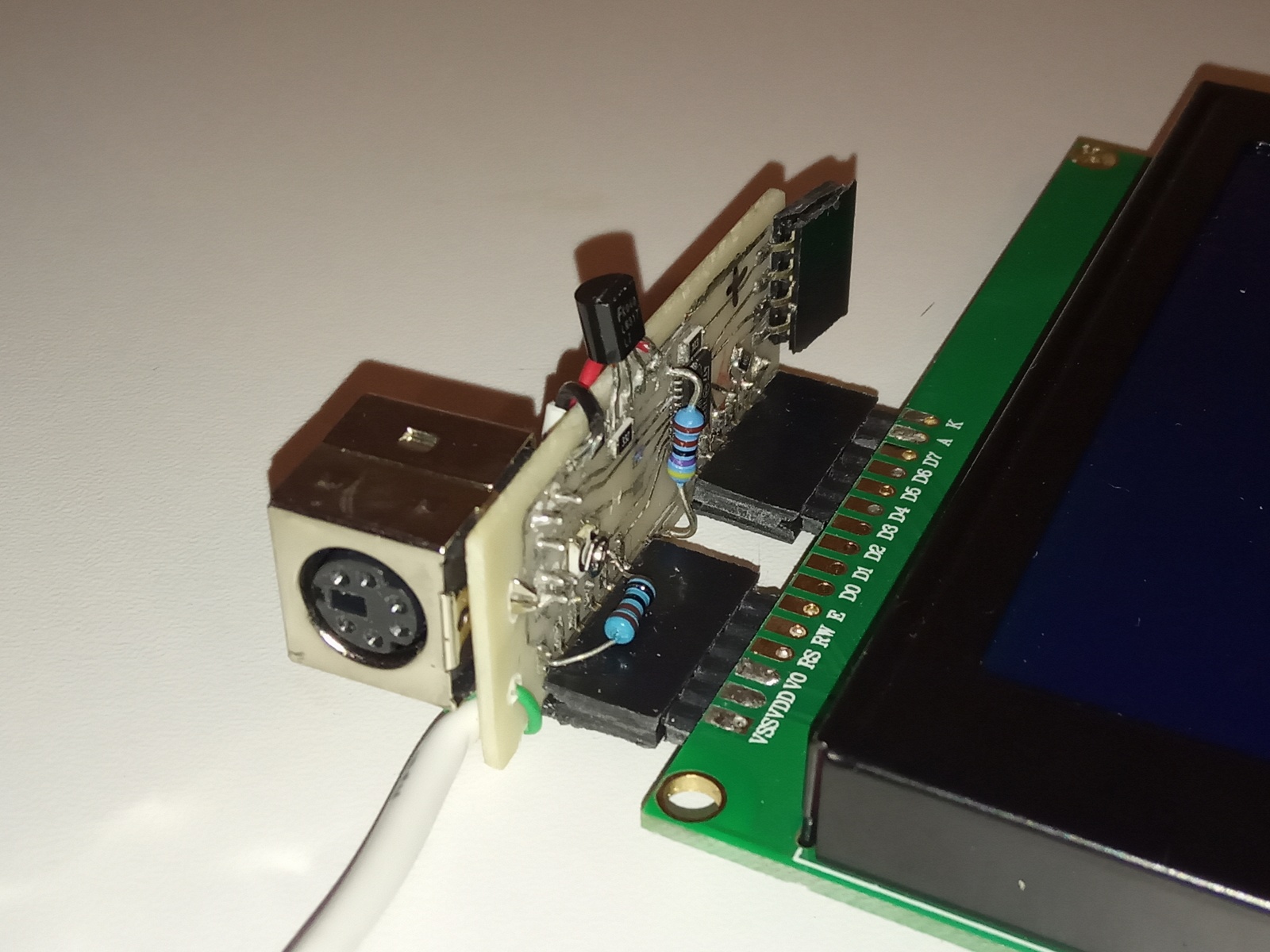 UART-терминал из LCD-дисплея, PS-2 клавиатуры и любого МК - 3