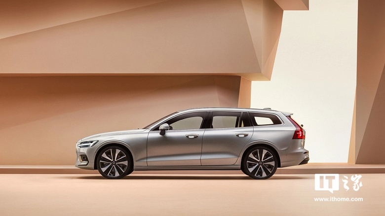 Представлен Volvo V60 2025