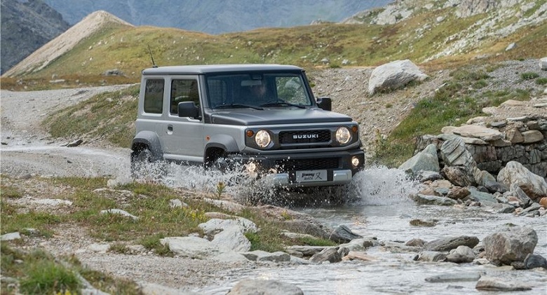 Представлен последний Suzuki Jimny. Это полноценный рамный внедорожник