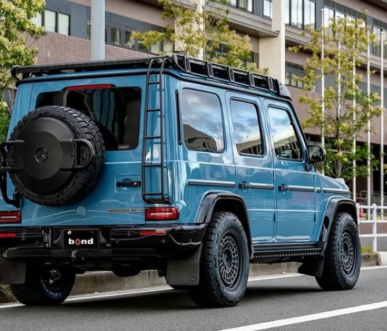 Представлен Mercedes-Benz G-Class для настоящего бездорожья с лебедкой, багажником на крыше и прожекторами