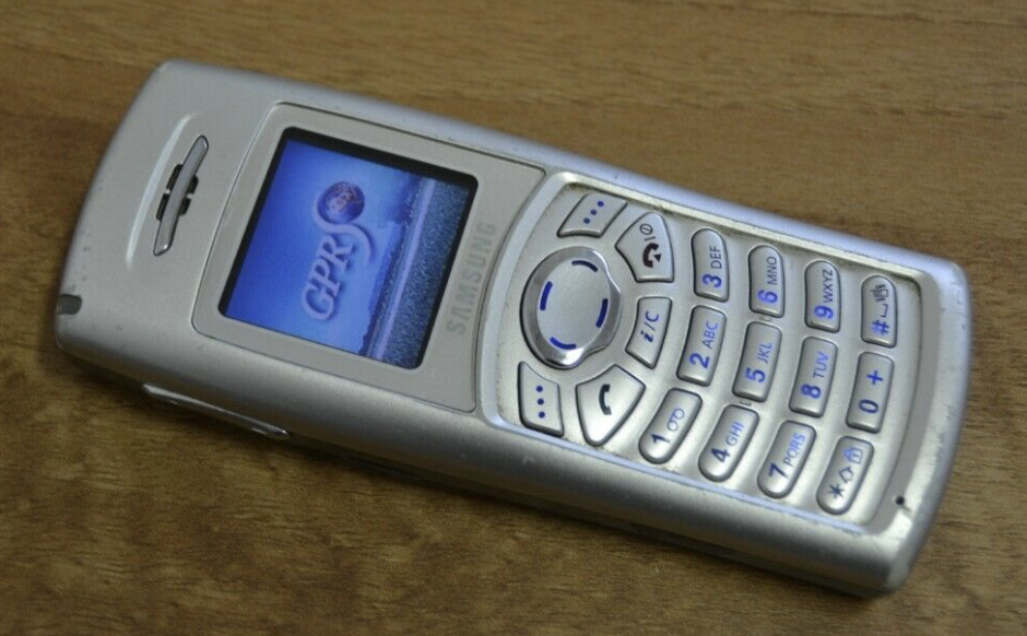 Samsung C100