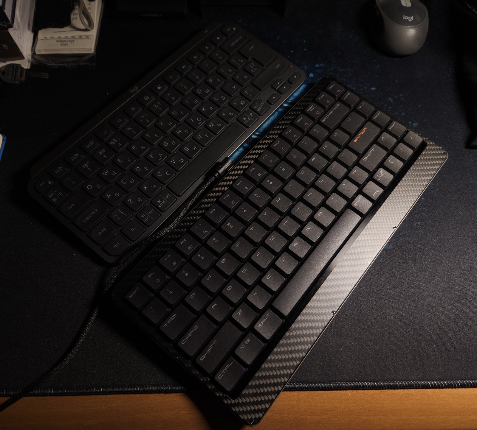 Logitech MX Keys Mini и Lofree Edge84