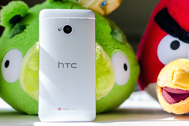 HTC One dual sim — воплощение универсальности