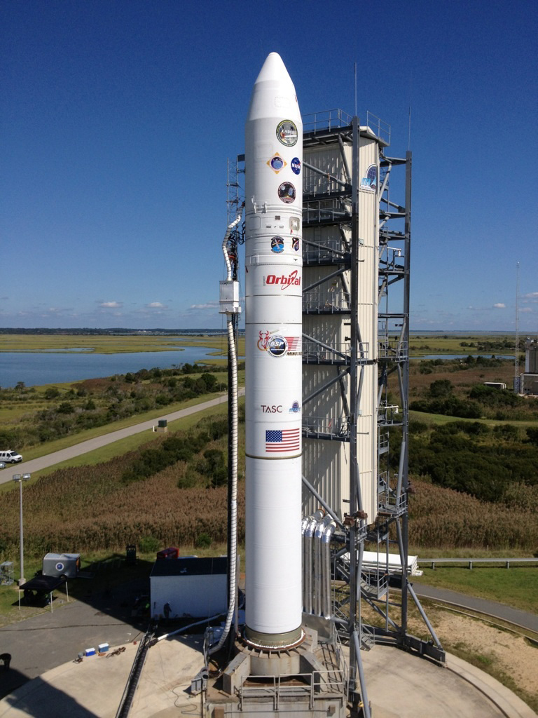 LADEE_gantry_rollback_4Sep2013_NASAEdge_alt.jpg