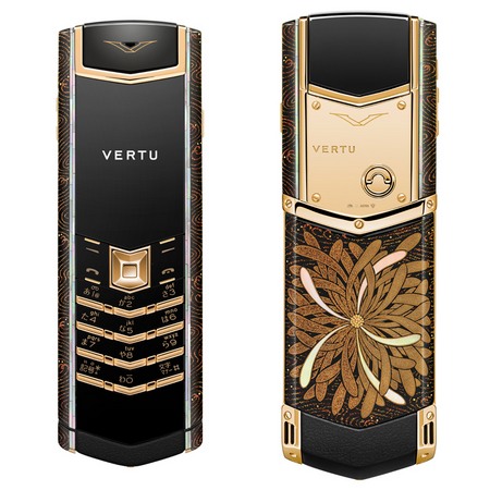 Nokia собирается продать Vertu