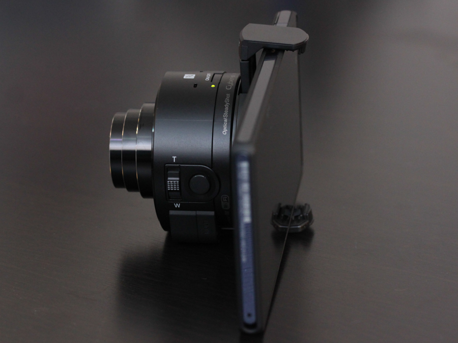 Sony qx10