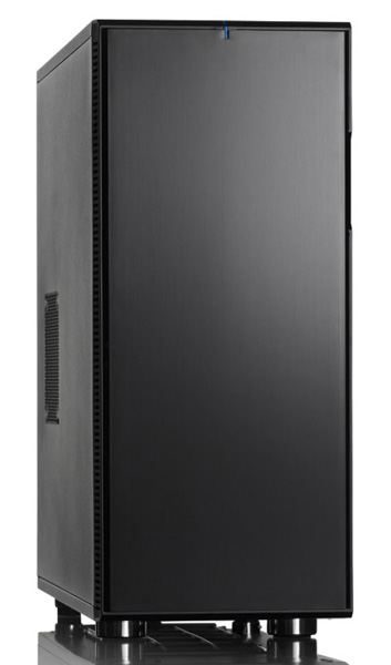 Корпуса Fractal Design Define XL R2 способны вместить платы типоразмера XL-ATX 