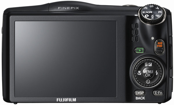 Объектив компактной камеры FinePix F850EXR охватывает диапазон ЭФР 25-500 мм