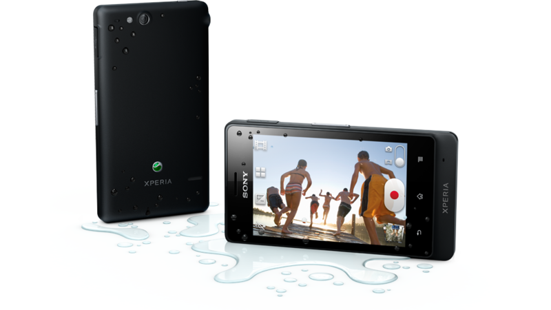 Особо прочные новинки Sony: Xperia acro S и Xperia go