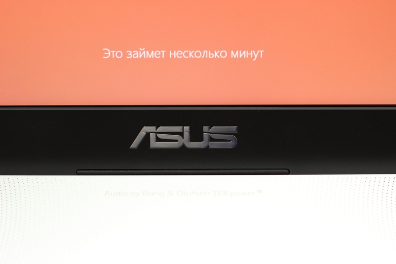 Первый взгляд на ноутбук с установленной Windows 8 от Asus