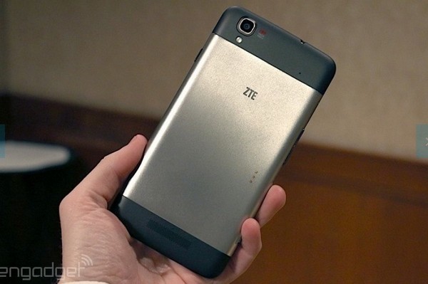 ZTE Iconic Phablet