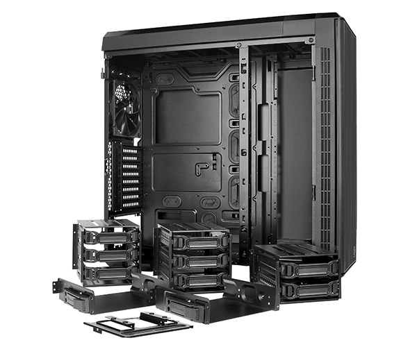 На панели ввода-вывода Thermaltake Urban T81 можно обнаружить два разъема USB 3.0 и четыре разъема USB 2.0