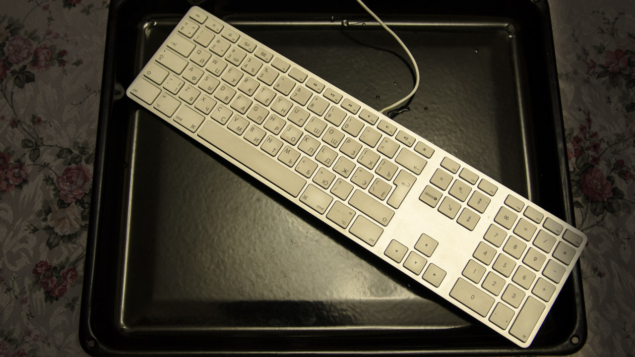 Восстановить Apple keyboard aluminium после попадания жидкости